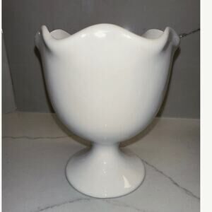 Vintage Set of 4 Porcelain Ice Cream Cups Una Porcelain by Norpro Tulip Dessert